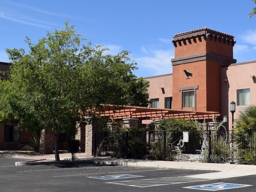 Tombstone Grand Hotel, A Baymont By Wyndham Exterior photo